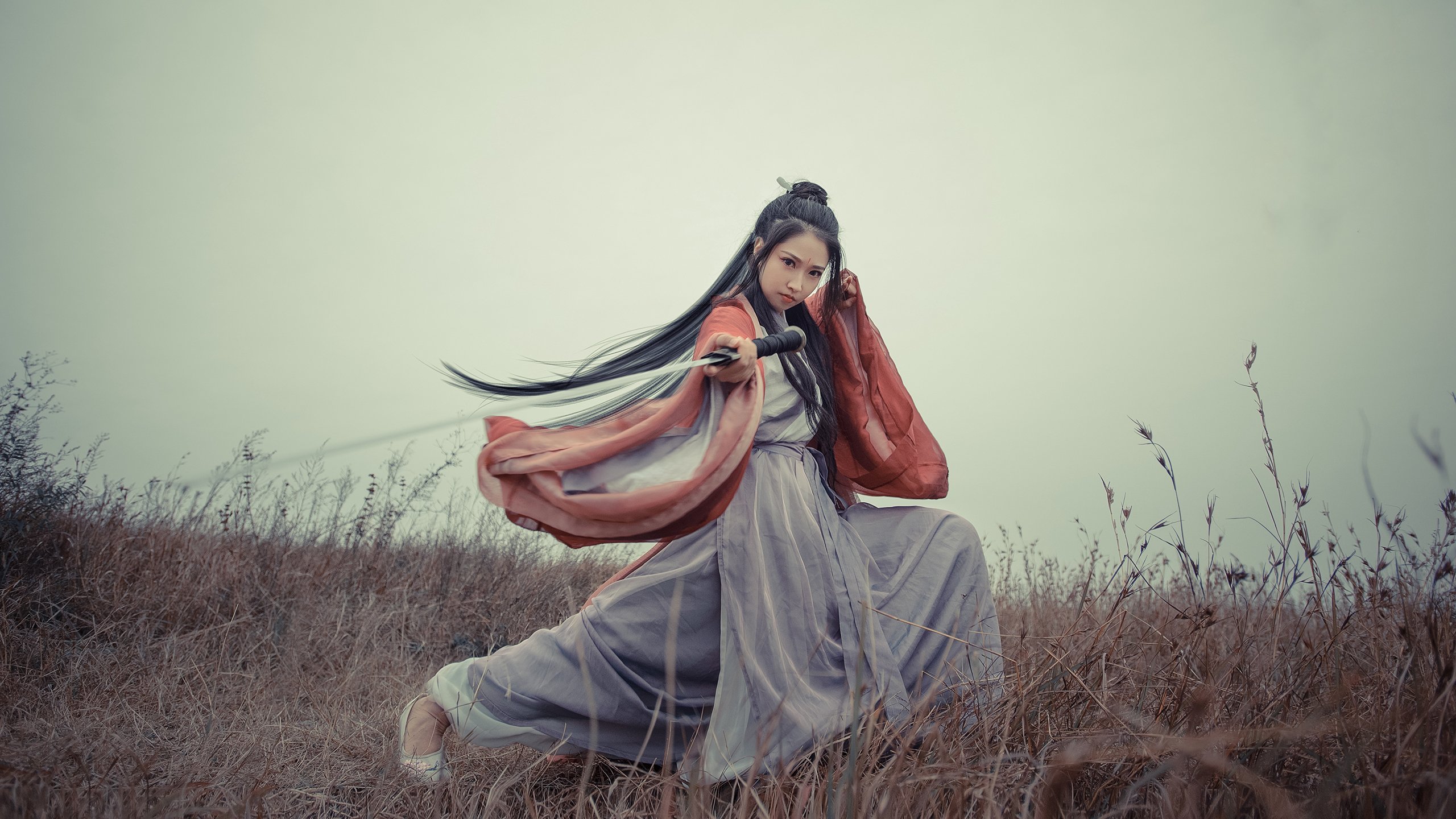 例行赛末段，各队拼刺刀争夺季后赛席位，拼刺刀比赛