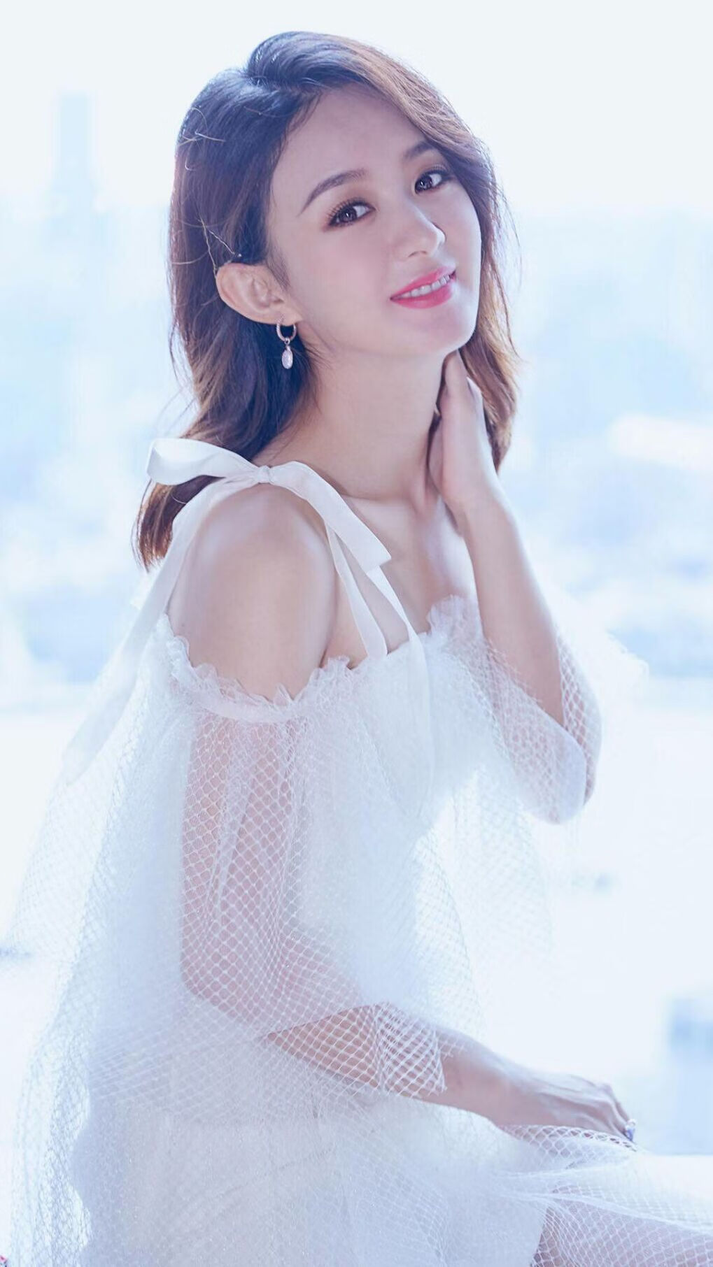 尼克斯队为退役保安举办庆典，感动全场球迷，尼克斯退役球员