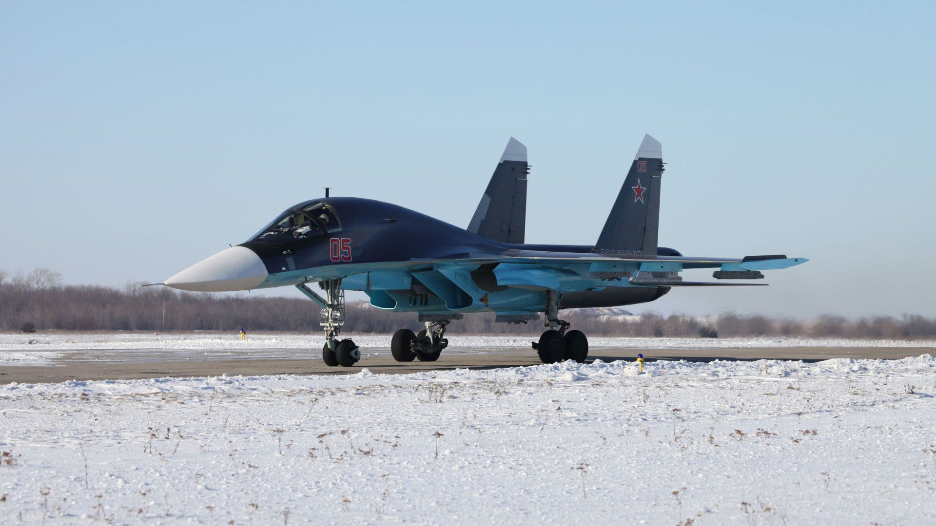 爱游戏官方网站-库兹马诺维奇在巴黎奥运会手球比赛中多次扑救点球，库兹马持球