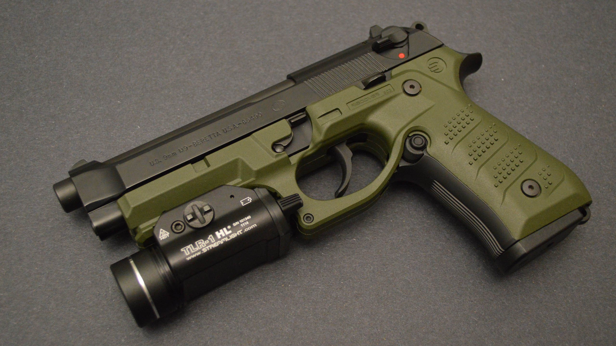 -法甲激烈角逐，比分2-1，比赛中关键扑救化解危机，场均射正率达65%