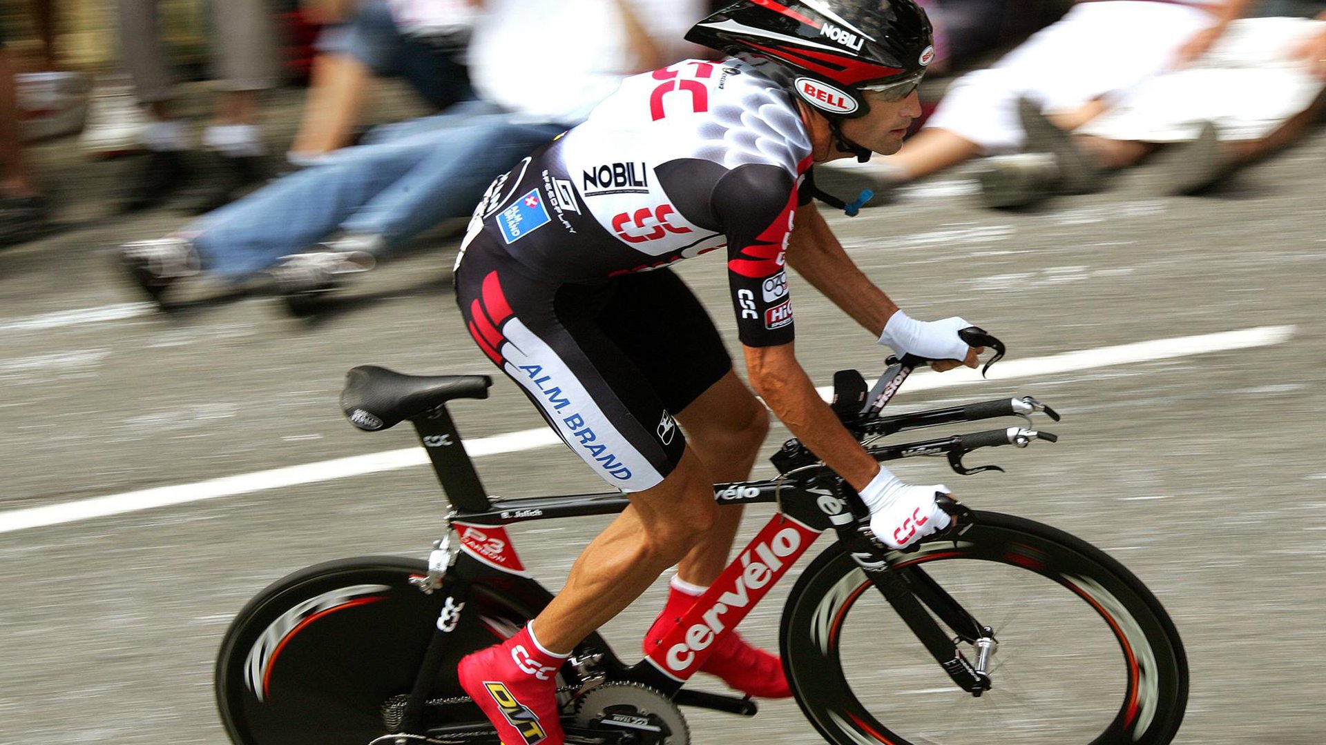 车坛永恒的传奇人物:他们的辉煌瞬间,车坛车谈