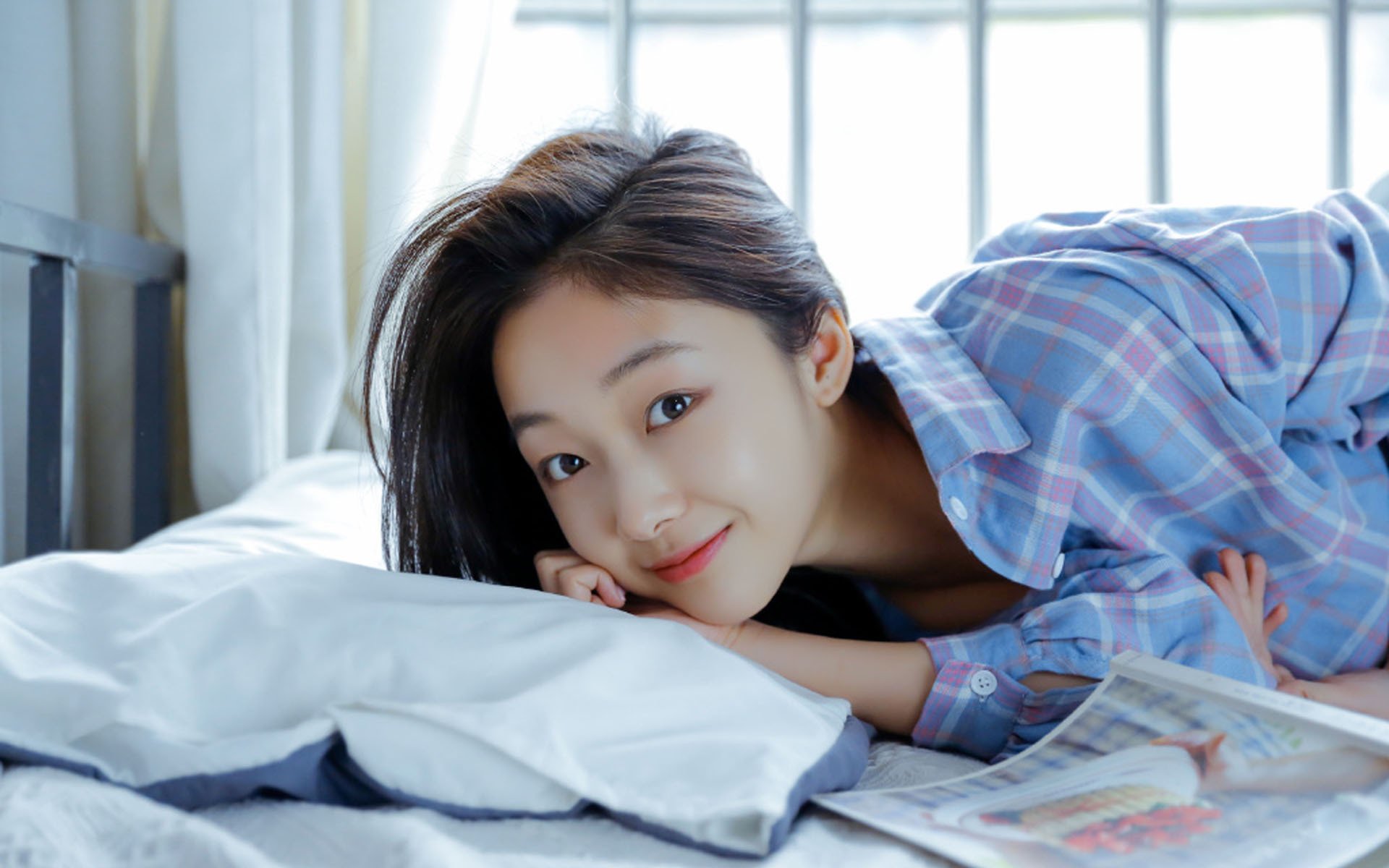 两队联赛积分榜竞争激烈，联赛积分表