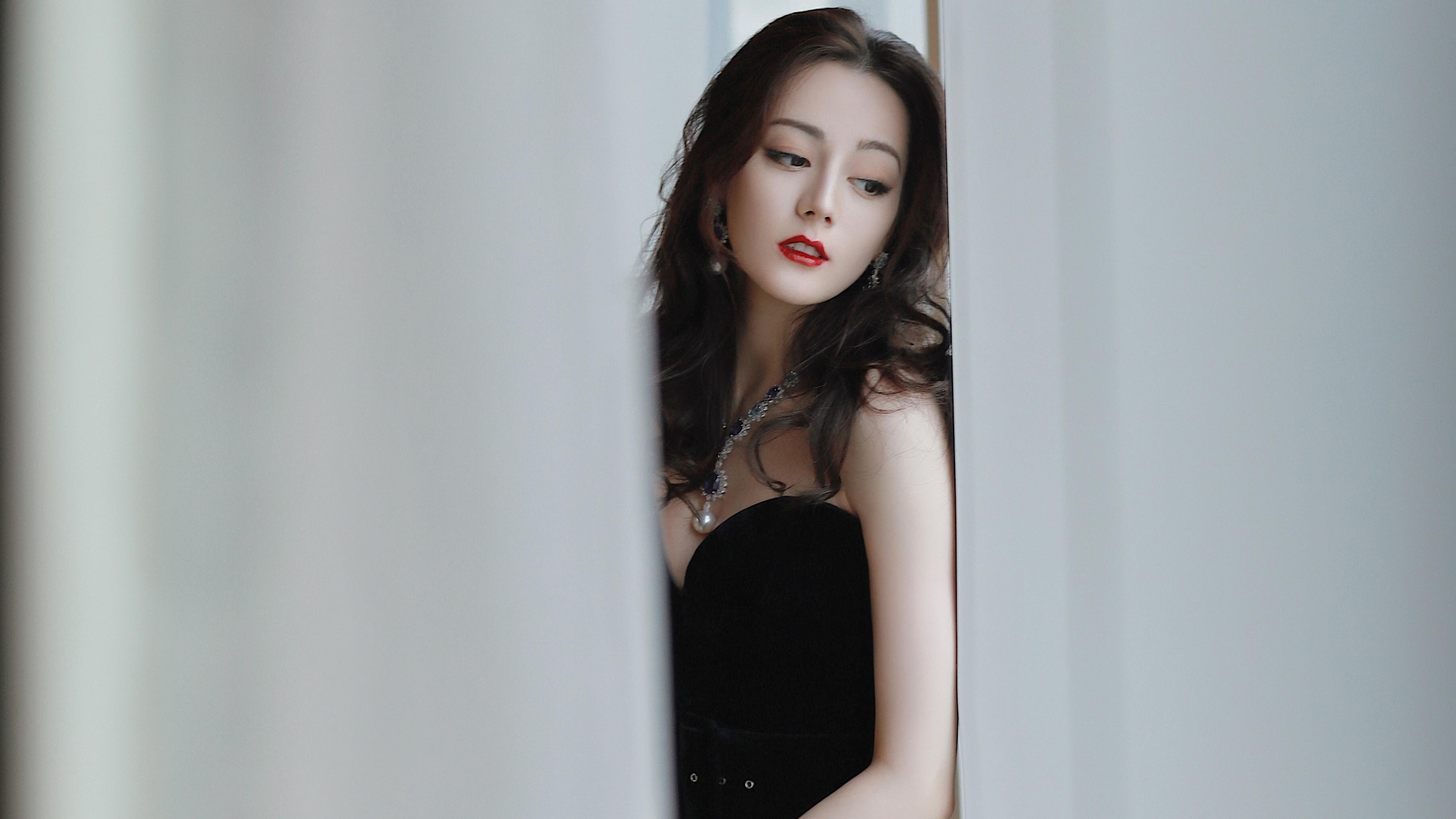 五大联赛本土与外援阵容比例变化对打法塑造作用，五大联赛允许几名外援