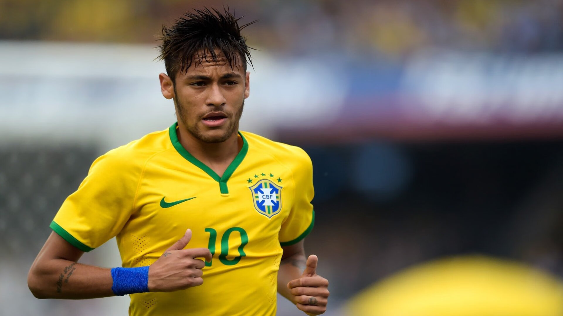 中国足球对抗模式与裁判尺度适配分析，中国足球国家对对员