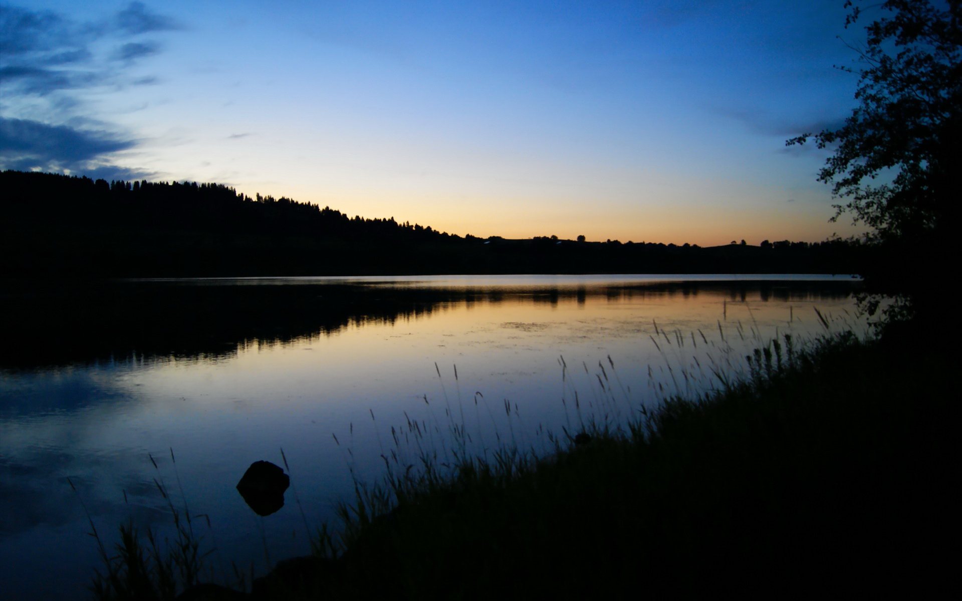 中国男篮队长表示全队状态逐步回暖，中国男篮蓝队队长